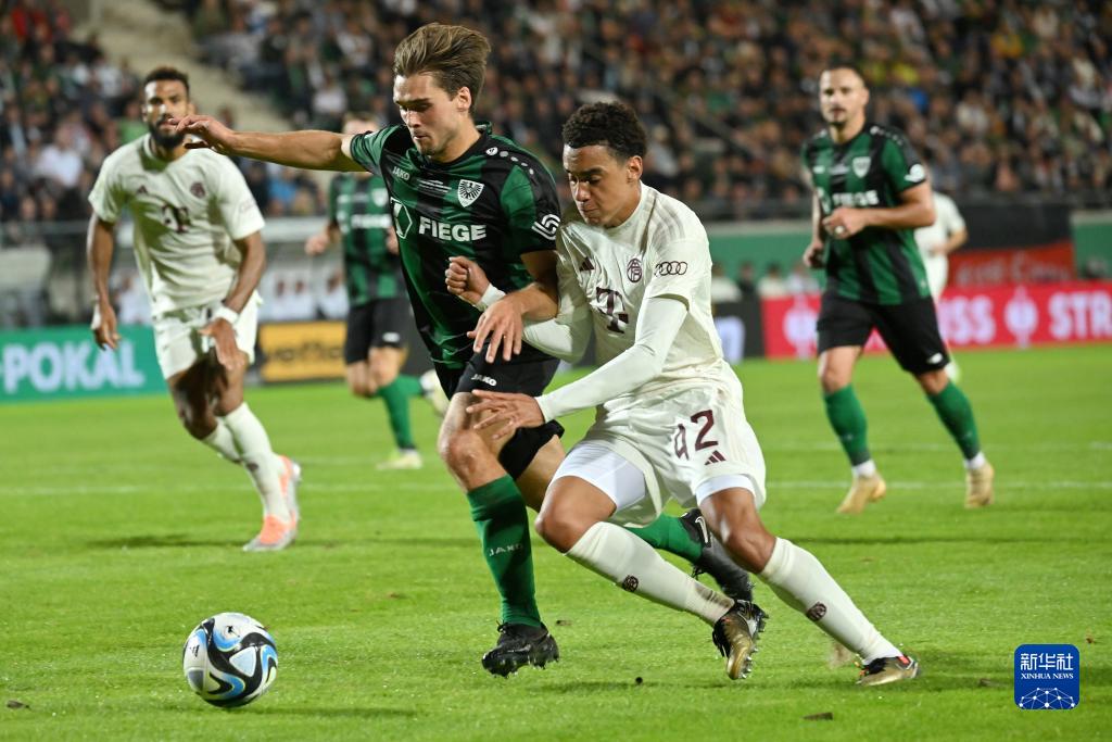 巴萨重返荣耀之地：对阵皇家贝蒂斯的关键战役