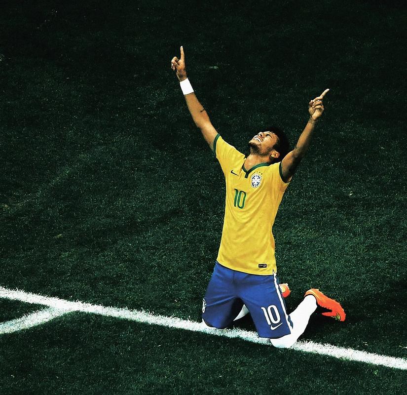 马卡：当皇马进攻受阻或传递缺乏深度时，阿隆索总是需要罗德里戈（马卡：每当皇马进攻受限或传球缺少纵深，阿隆索总会依赖罗德里戈）