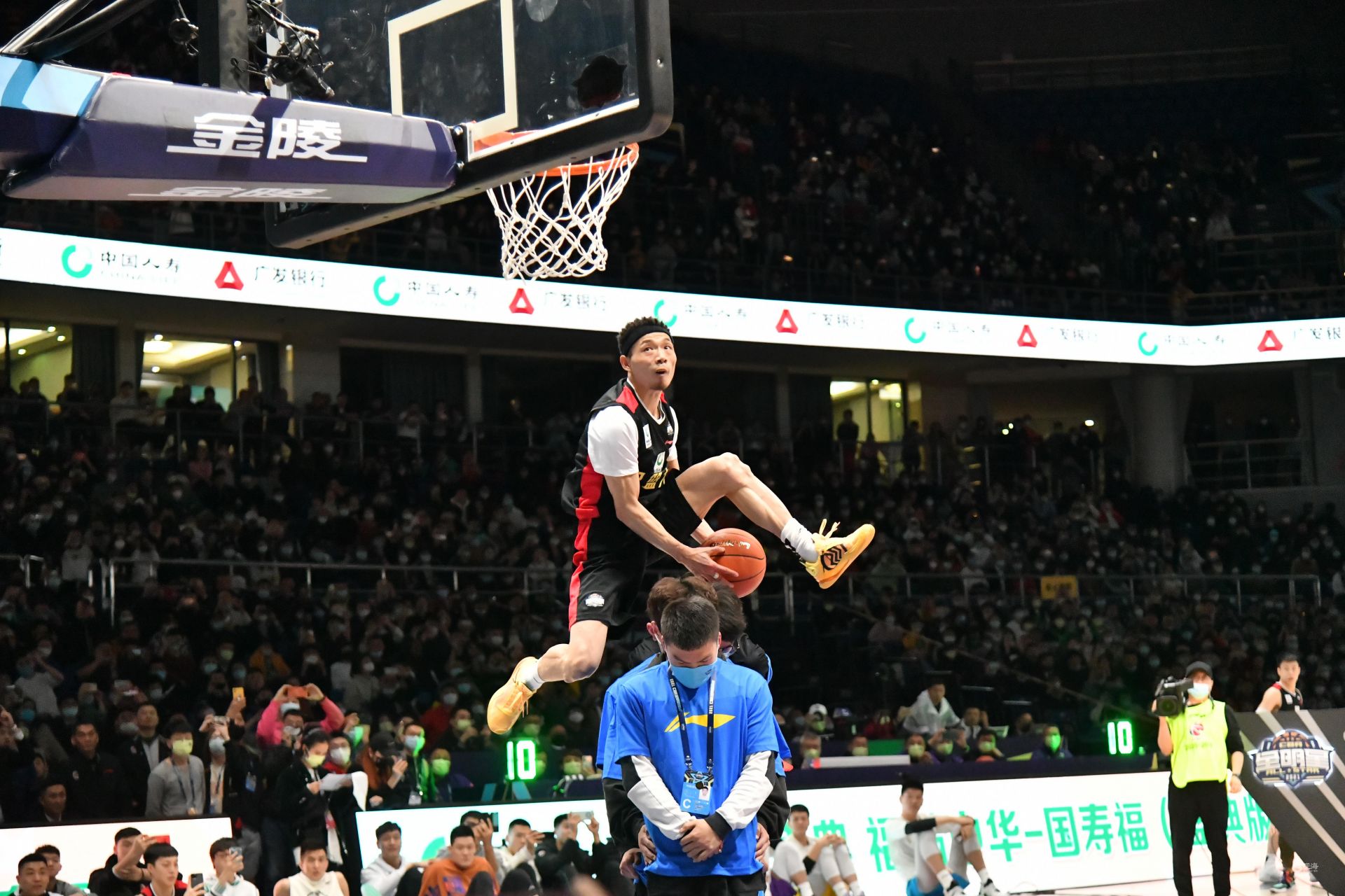 我可以在你 我可以在你